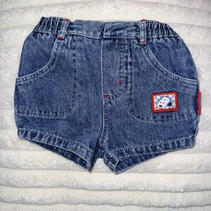 Vintage Y2K baby snoopy denim shorts size 0-3 months